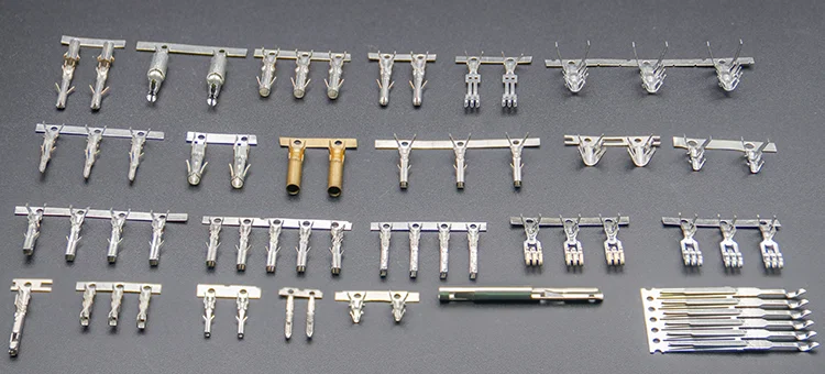 Cosse de connecteur de borne, bornes, borne de tuber nue, connecteurs de borne électriques, cosse de borne à broche, cosses de borne en cuivre, cosses de type à sertir, cosses de cosse de tube en cuivre sertissage, cosses de cosse en aluminium, cosses de cosses cu Al al, cosses de cosse de tube en cuivre C, cosses de borne de batterie automatique, acier inoxydable