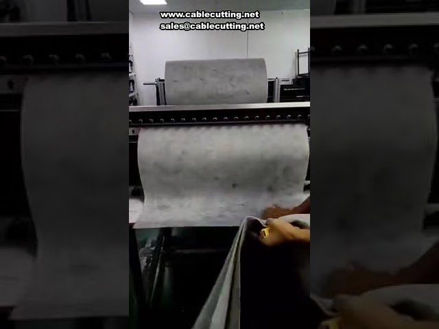 Machine de découpe automatique pour non-tissé floqué – Coupe précise des bords et tissus