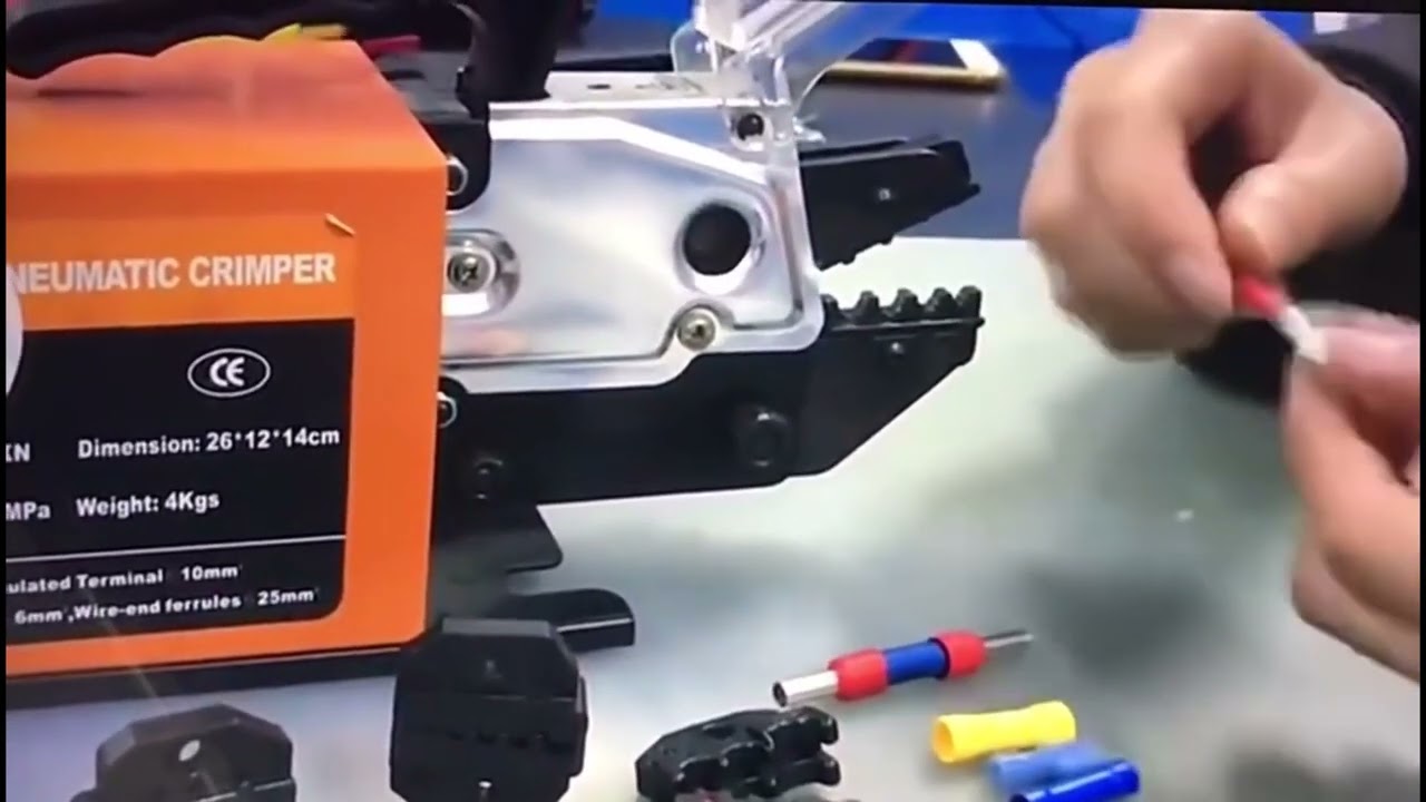 Machine à sertir pneumatique pour cosses et bornes pré-isolées - Outil de fabrication de câbles