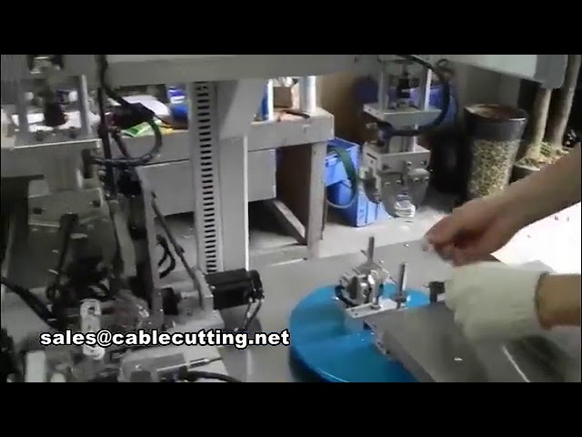 Machine à bobiner automatique pour fil plastifié transparent