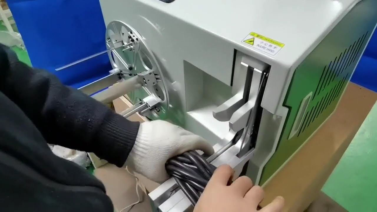 Machine à enrouler et lier 4080 mm – Solution d'emballage industriel automatisé