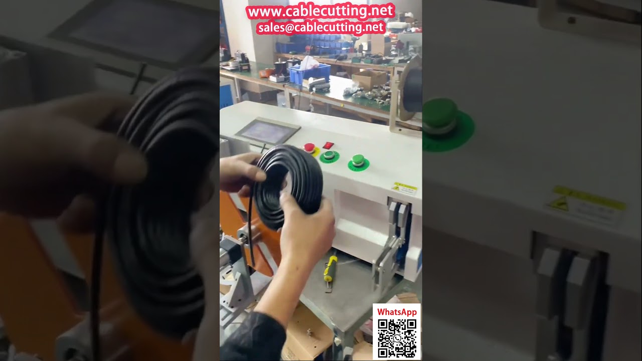 Machine de bureau pour enrouler, lier et compter les câbles