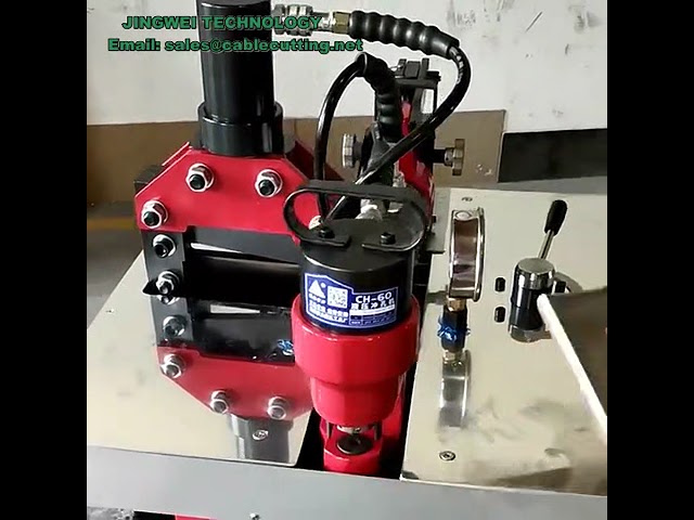 Machine hydraulique 3-en-1 pour barres en cuivre : pliage, découpe et poinçonnage intégrés