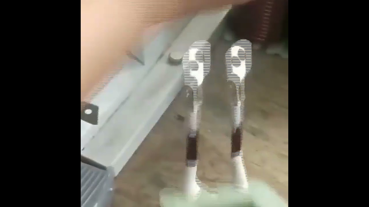 Single U-Shaped Mold for Wire Processing and Packaging