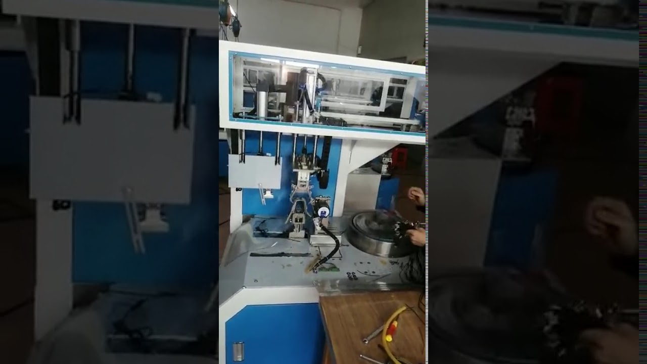 Machine automatique de ligature et d'enroulement de câbles WPM 81M