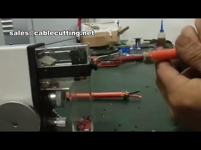 Mini machine à dénuder pneumatique - Dénudeuse de câbles et fils automatique