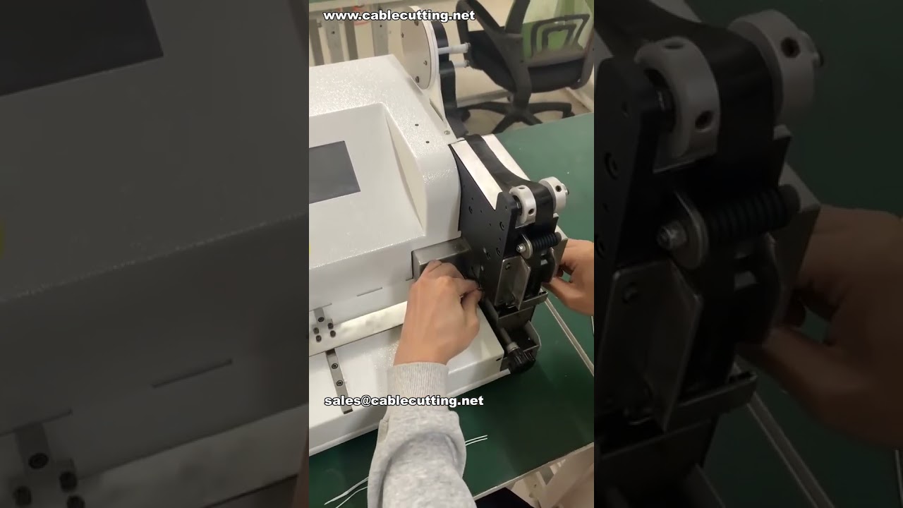 Machine de collage par points pour soudures et faisceaux électriques - Automatisation directe usine