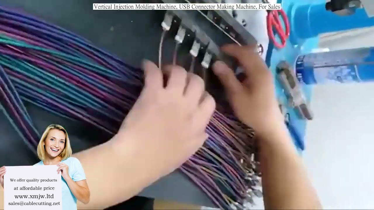 Machine de moulage par injection verticale pour connecteurs USB | Fabrication automatisée