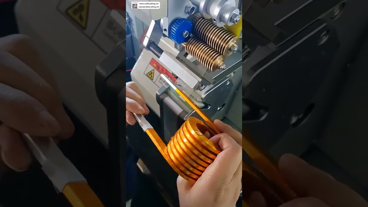 Machine d'emballage par ruban adhésif Spot : vissage automatique rapide et sécurisé pour l'isolation des faisceaux de câbles