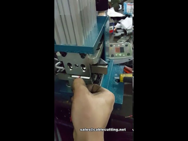 Pneumatic Wire Stripping and Twisting Machine | Industrial Pneumatic Wire Stripper