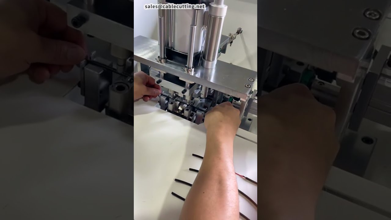 Machine de dénudage central 303 Switch pour câbles ronds | Équipement CNC d'usine