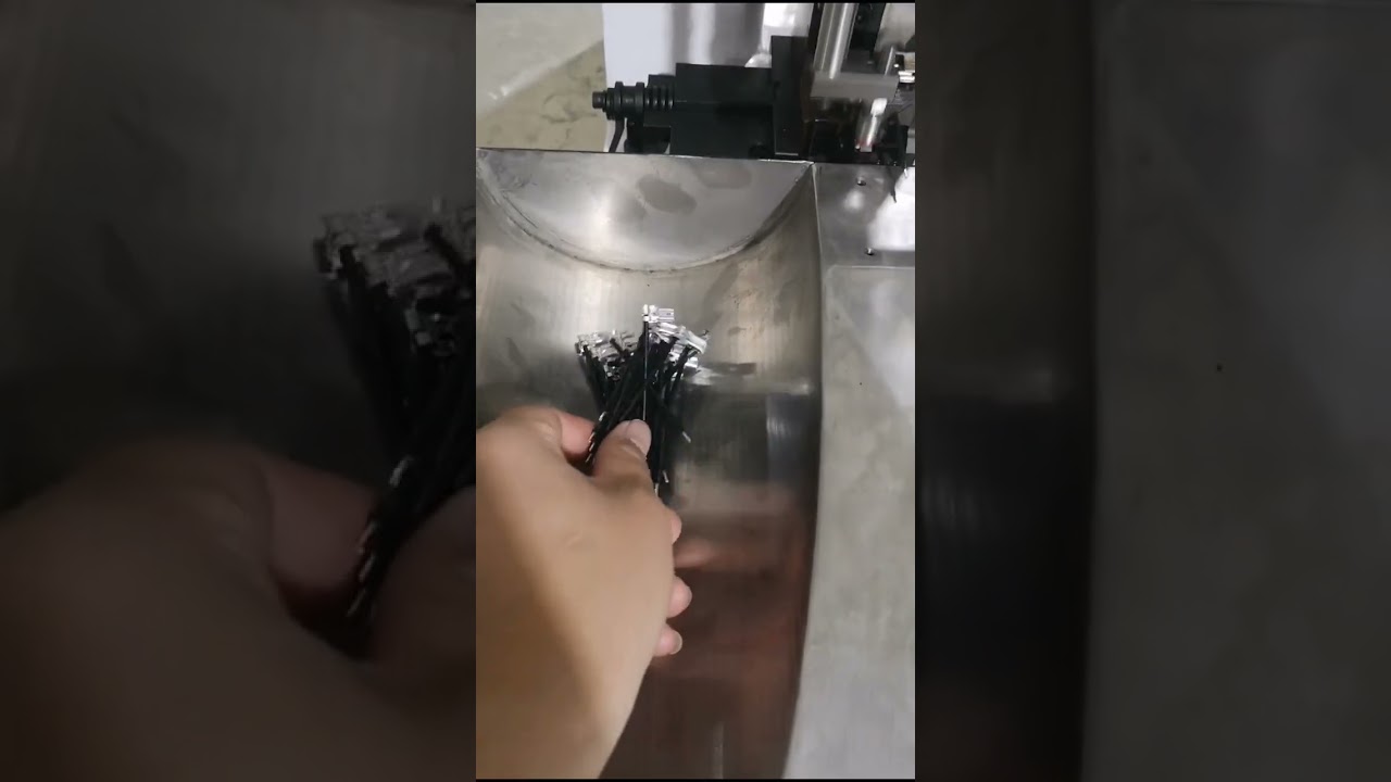 Fully Automatic Single Head Terminal Machine for 187 Flag Terminals