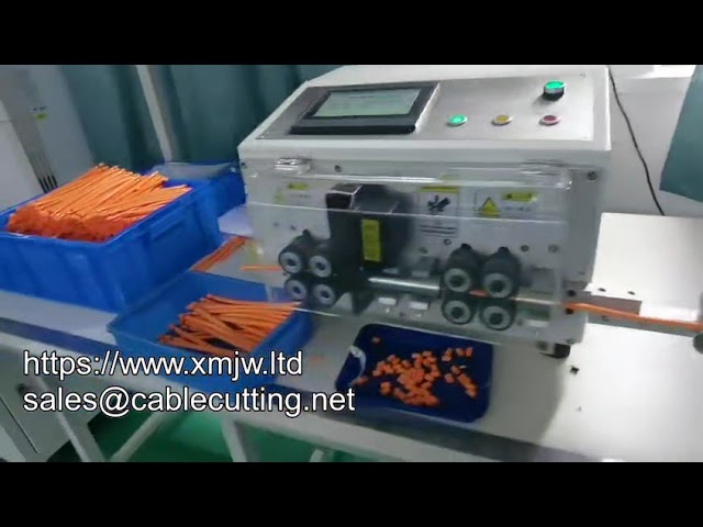 Machine automatique de coupe et dénudage de câbles multiconducteurs gainés 6-70 mm²
